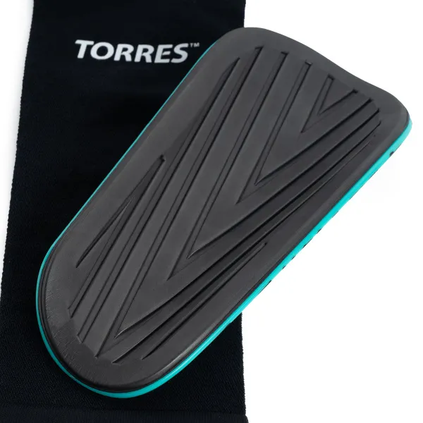 Щитки футбольные TORRES Pro за 1&nbsp;972 ₽ в Якутске